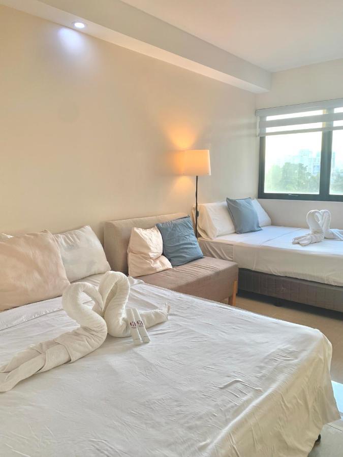 The Persimmon Studios Near Ayala And Sm City Cebu Exteriör bild