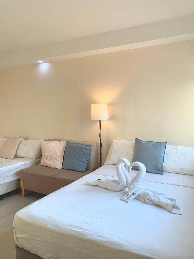 The Persimmon Studios Near Ayala And Sm City Cebu Exteriör bild
