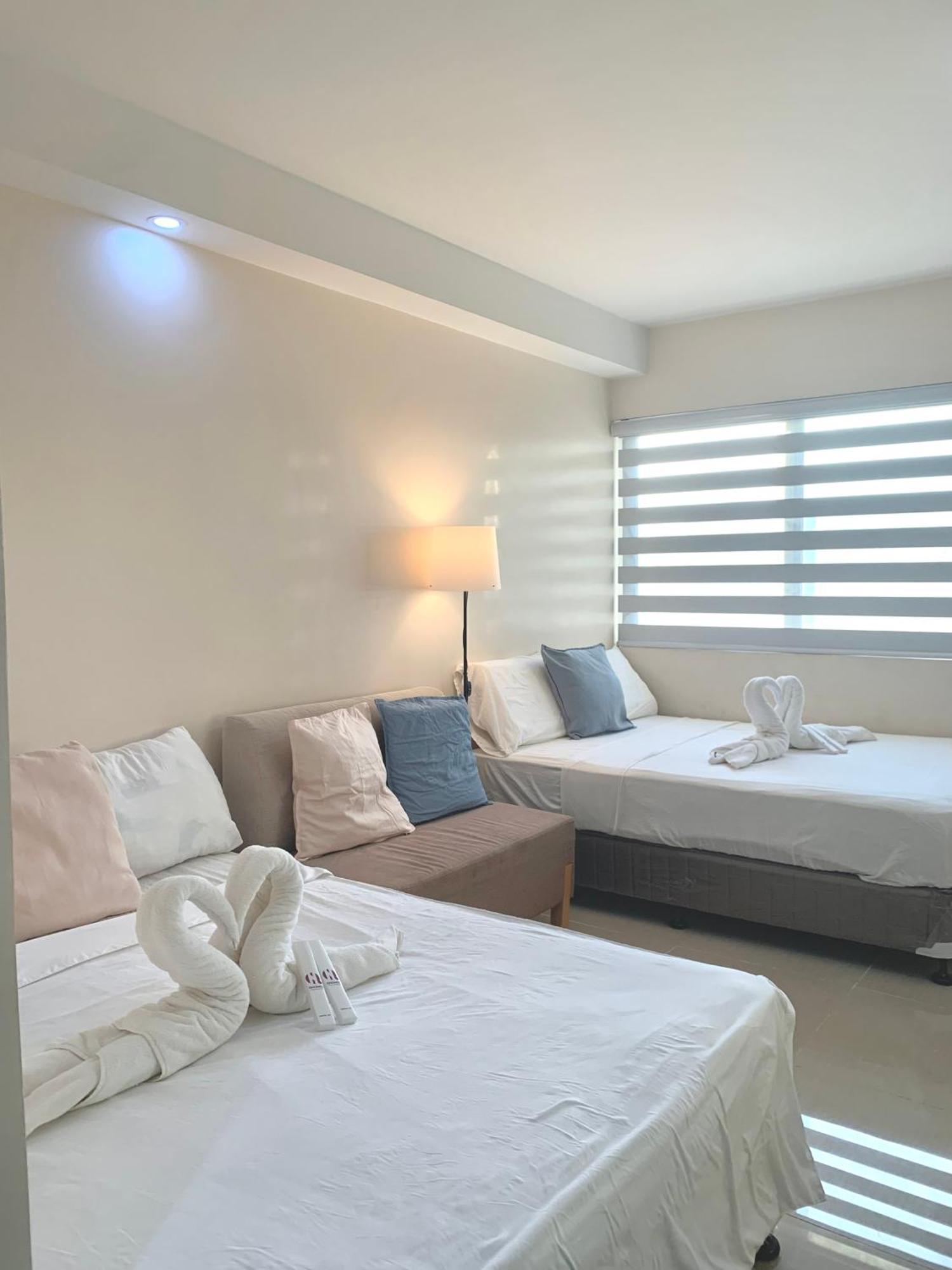 The Persimmon Studios Near Ayala And Sm City Cebu Rum bild