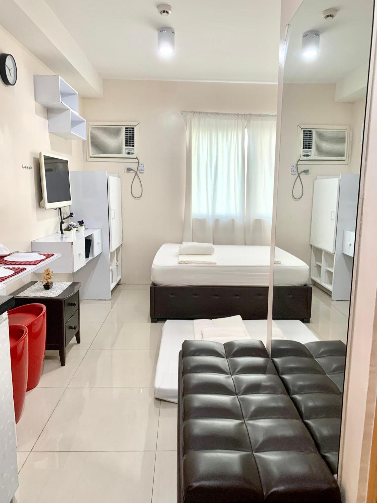 The Persimmon Studios Near Ayala And Sm City Cebu Rum bild