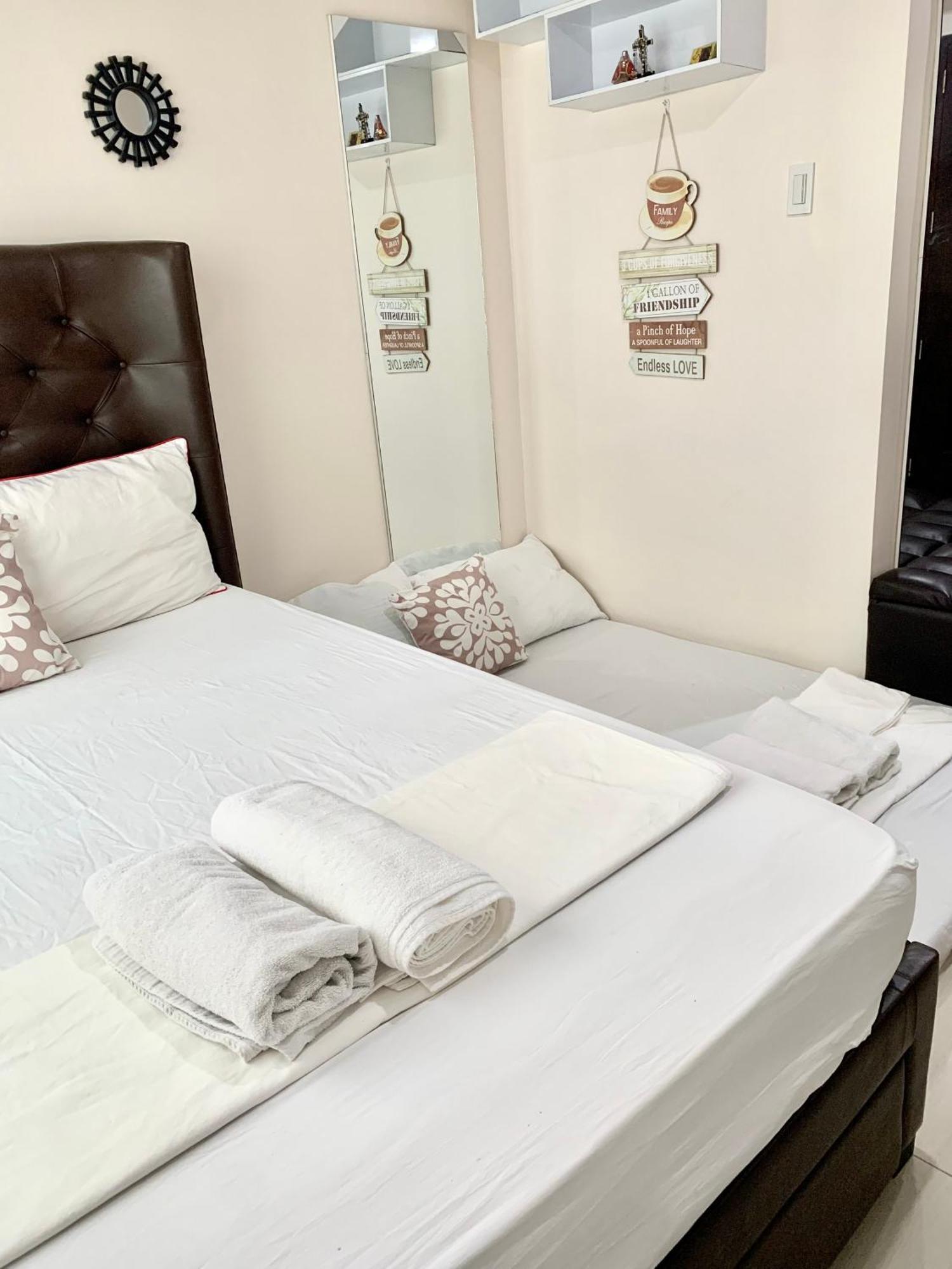 The Persimmon Studios Near Ayala And Sm City Cebu Rum bild