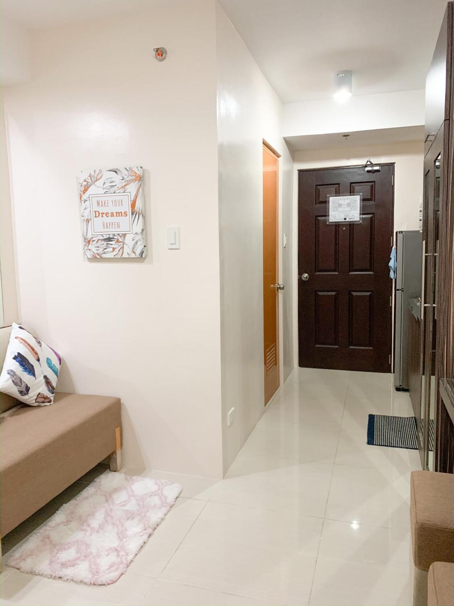 The Persimmon Studios Near Ayala And Sm City Cebu Rum bild