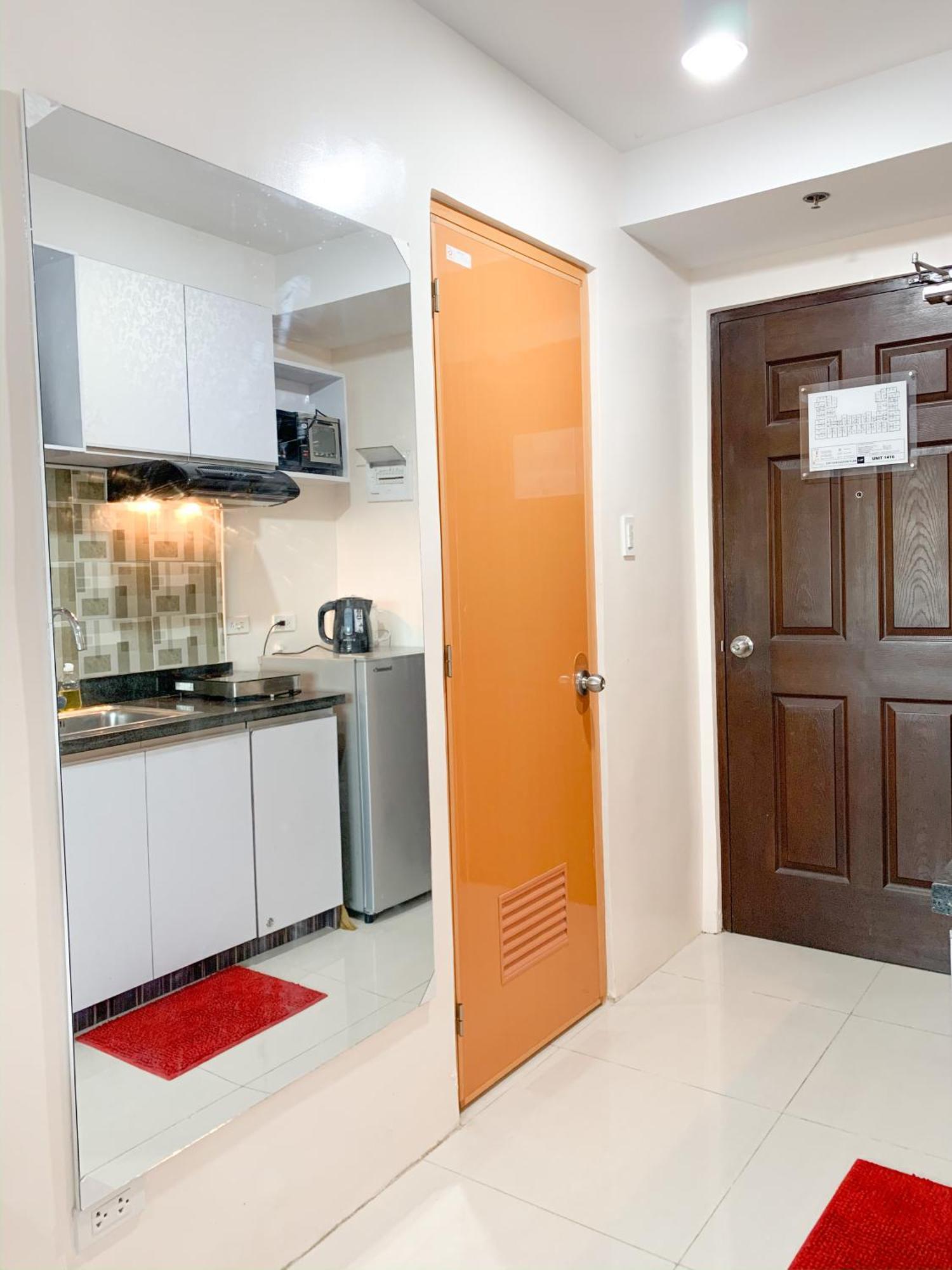 The Persimmon Studios Near Ayala And Sm City Cebu Rum bild