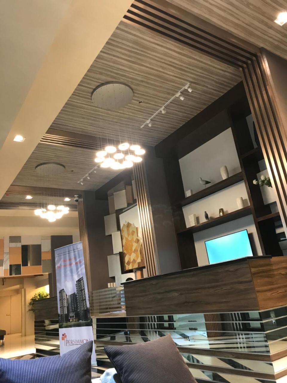 The Persimmon Studios Near Ayala And Sm City Cebu Exteriör bild